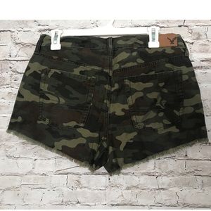 American eagle Vintage hirise festival camo shorts